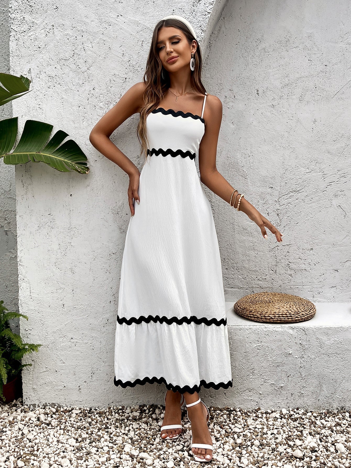 Contrast Color Ruched Backless Cami Dress