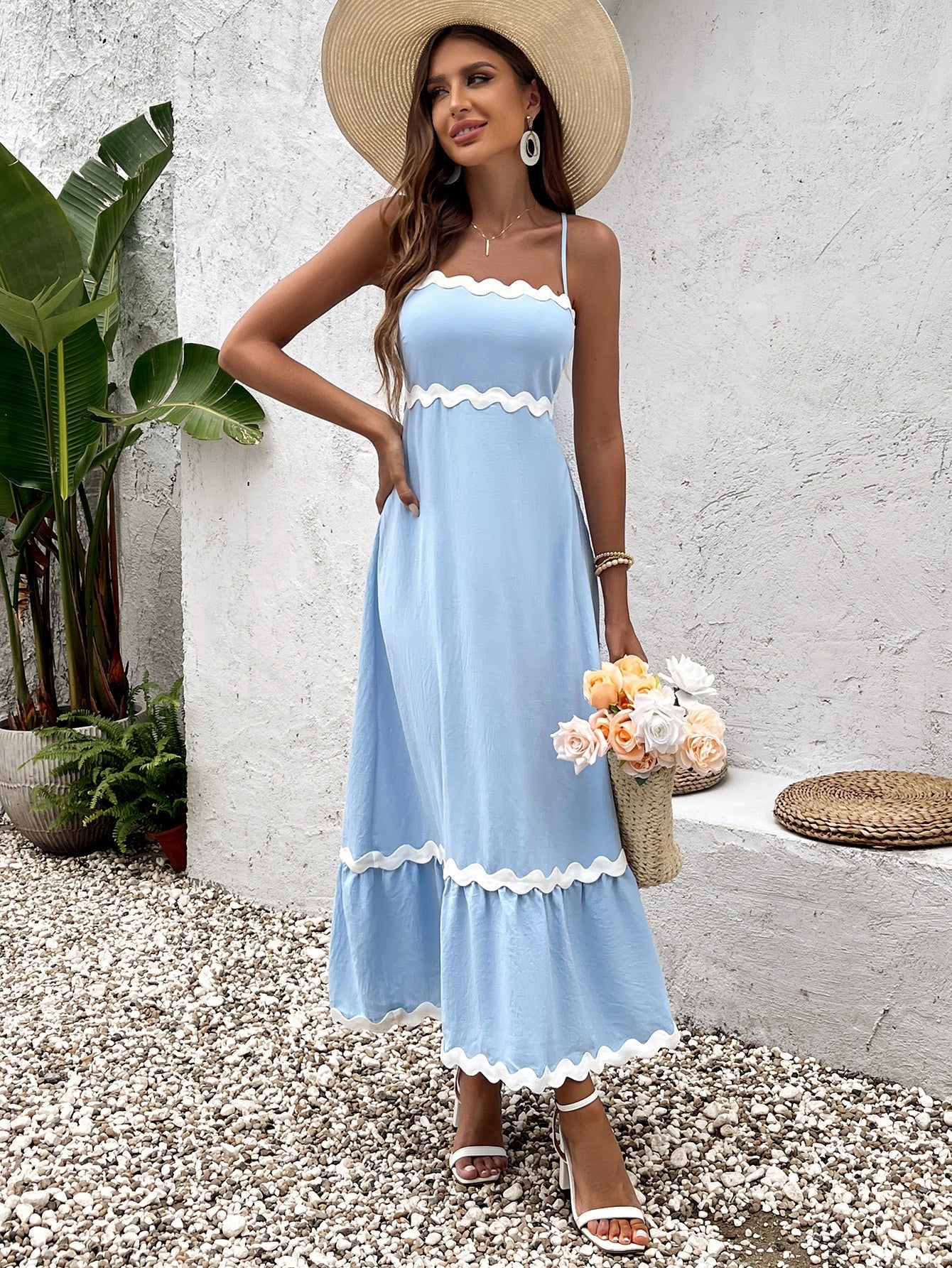 Contrast Color Ruched Backless Cami Dress