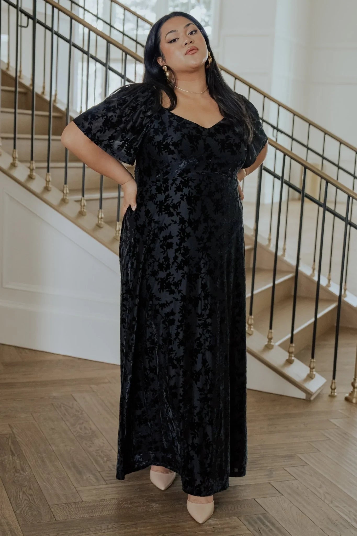 Everley Velvet Maxi Dress | Black